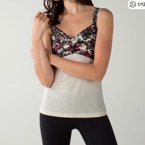 NWT - Lululemon wrap it up butterfly wrap it up top.Sz 10